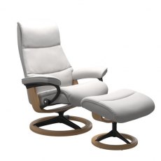 Stressless View Signature Small Chair with Footstool