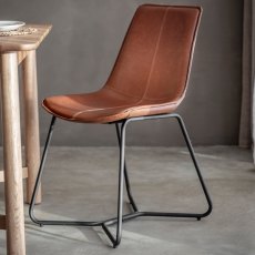 Mowbrey Chair Brown (2pk)