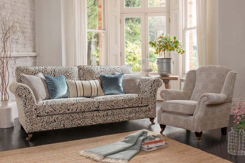 Lukehurst Sofas & Chairs Lansdowne Grand Sofa