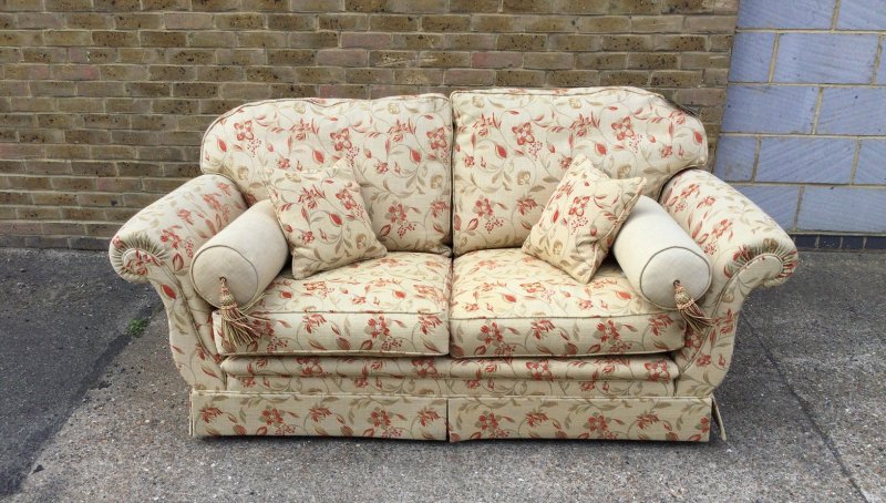 CLEARANCE PRODUCTS Steed Gleneagles 2 Seater Sofa